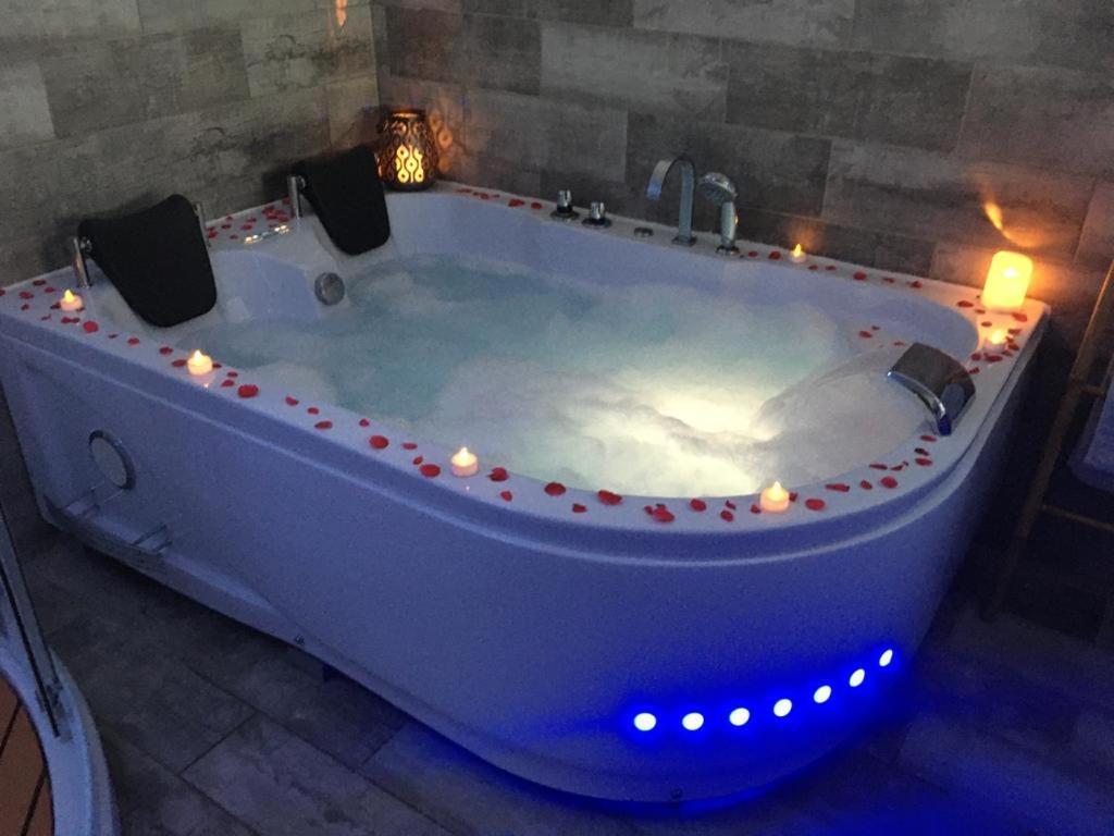 Esprit Zen En Provence Studio Spa Privatif Cheval-Blanc Екстериор снимка